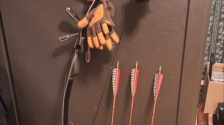 Shooting Traditional American Longbow I Autumn Orange 3Rivers archery Arrows I