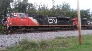 CN 8921 EMD SD70M-2 startup and idle
