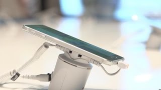 Samsung Galaxy Alpha brings the metal (hands-on)