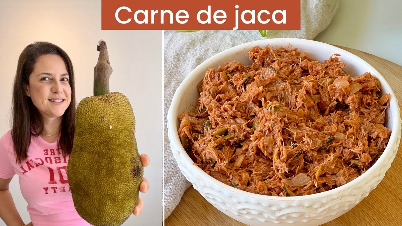 Parece frango, mas é carne de jaca refogada! E fica uma delícia!