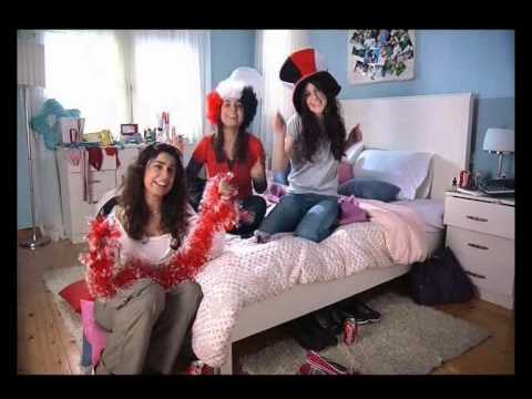 المصريين بيشجعوا مصر و احنا معاهم