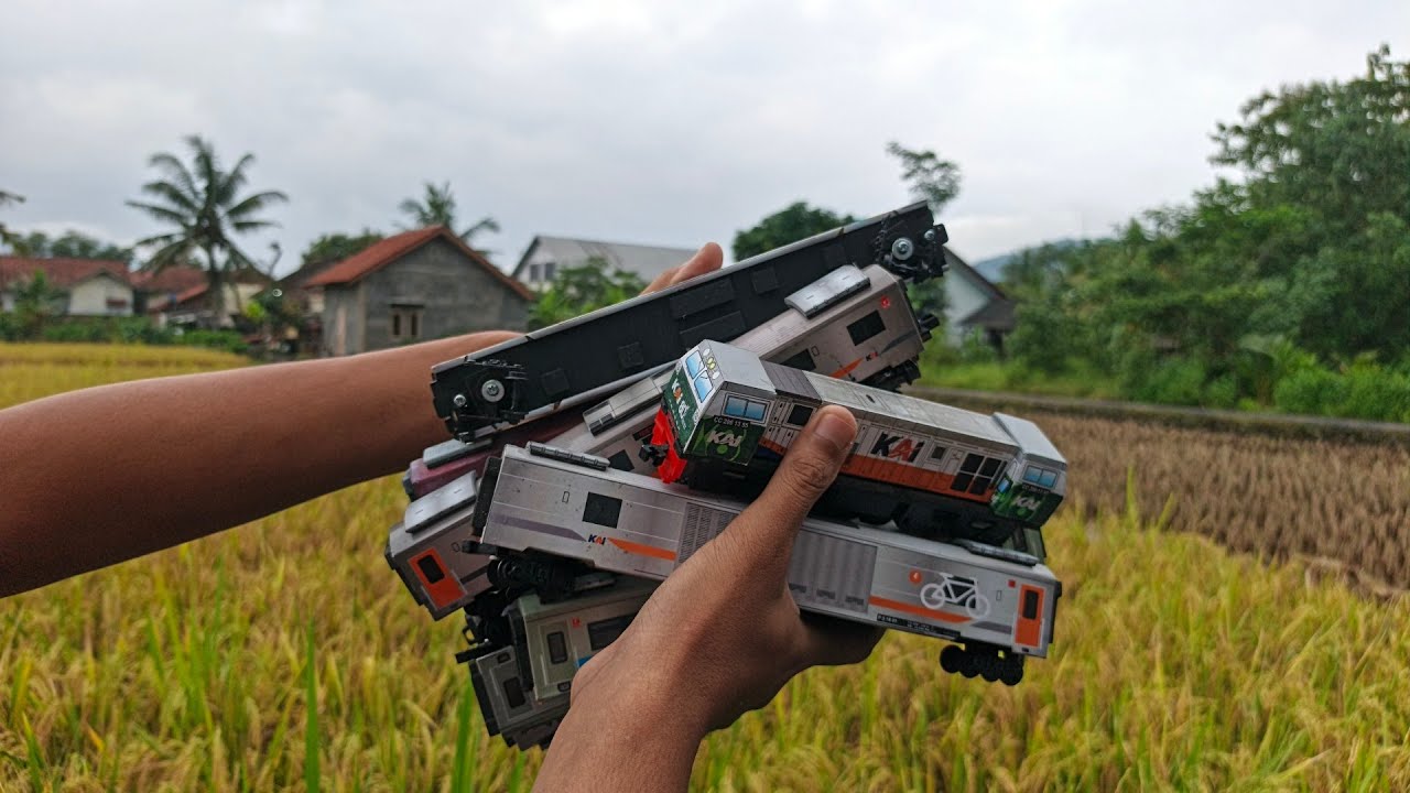 Mulung mainan kereta api di pabrik pembuatan mainan kereta api , DAPAT BANYAK 😁