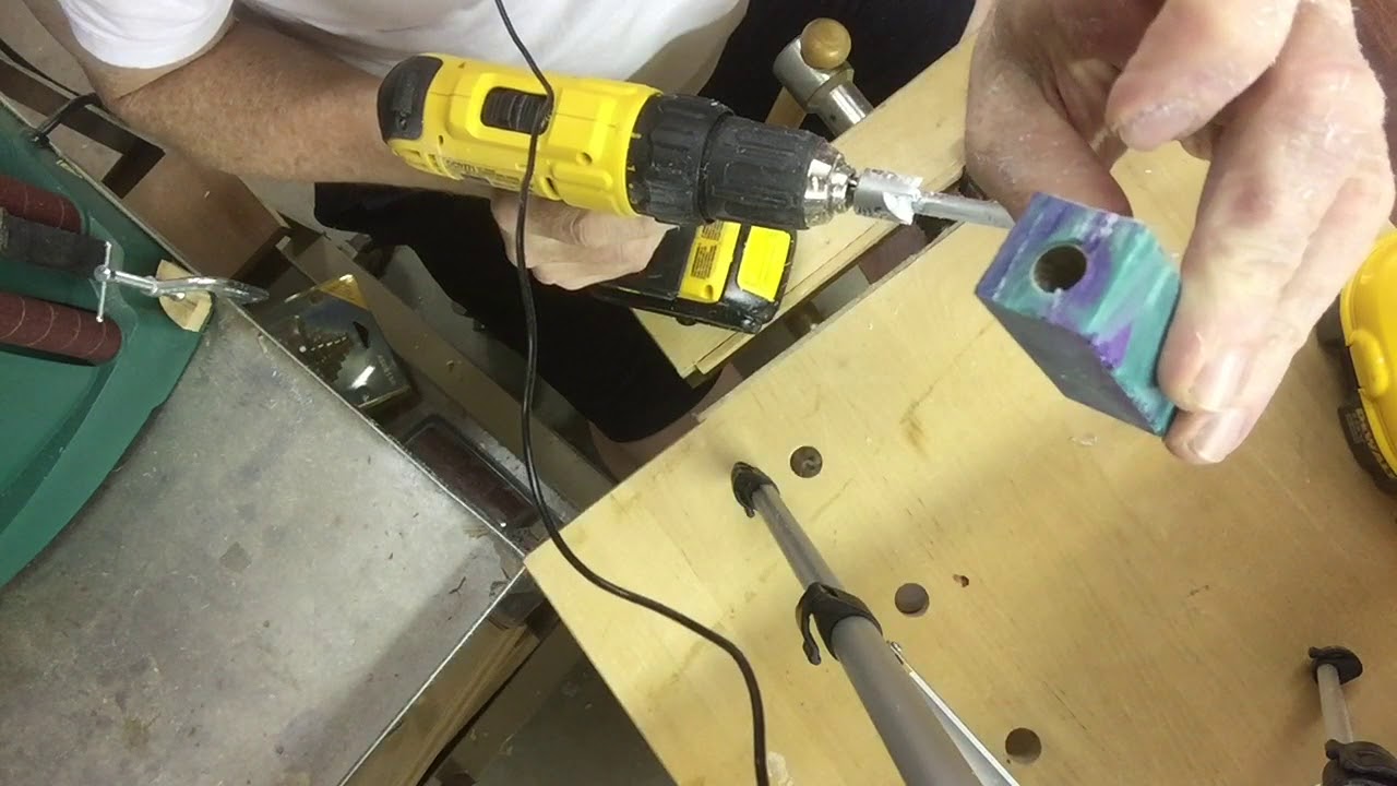 part 2 of 4 Acrylester Acrylic pen turning on lathe with skew chisel