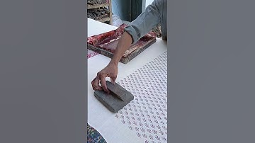 BLOCK PRINTING IN SILK SAREE #BlockPrinting #HandmadeBeauty #SareeLove #ElegantDrapes #SareeStyle