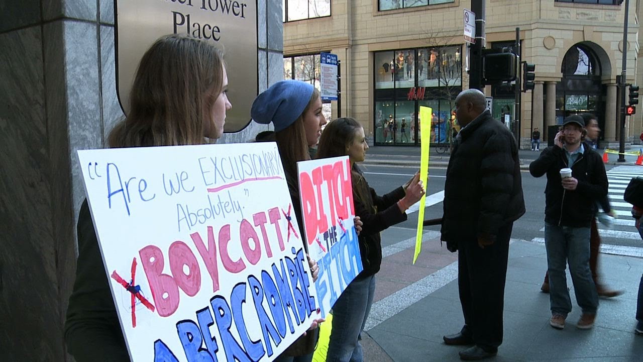 Abercrombie and Fitch CEO's comments spark Chicago protest YouTube