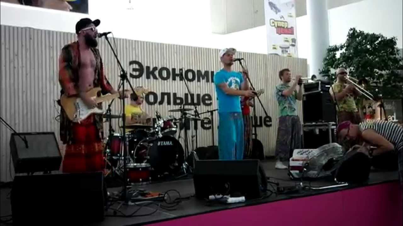 Заводная танцевалка (mp3). Заводные песни видео. Заводные танцевальные песни. Молдавские музыканты. Voice dj заводная песня.