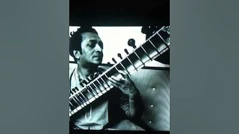 Ravi shreds the sitar - George Harrison clip