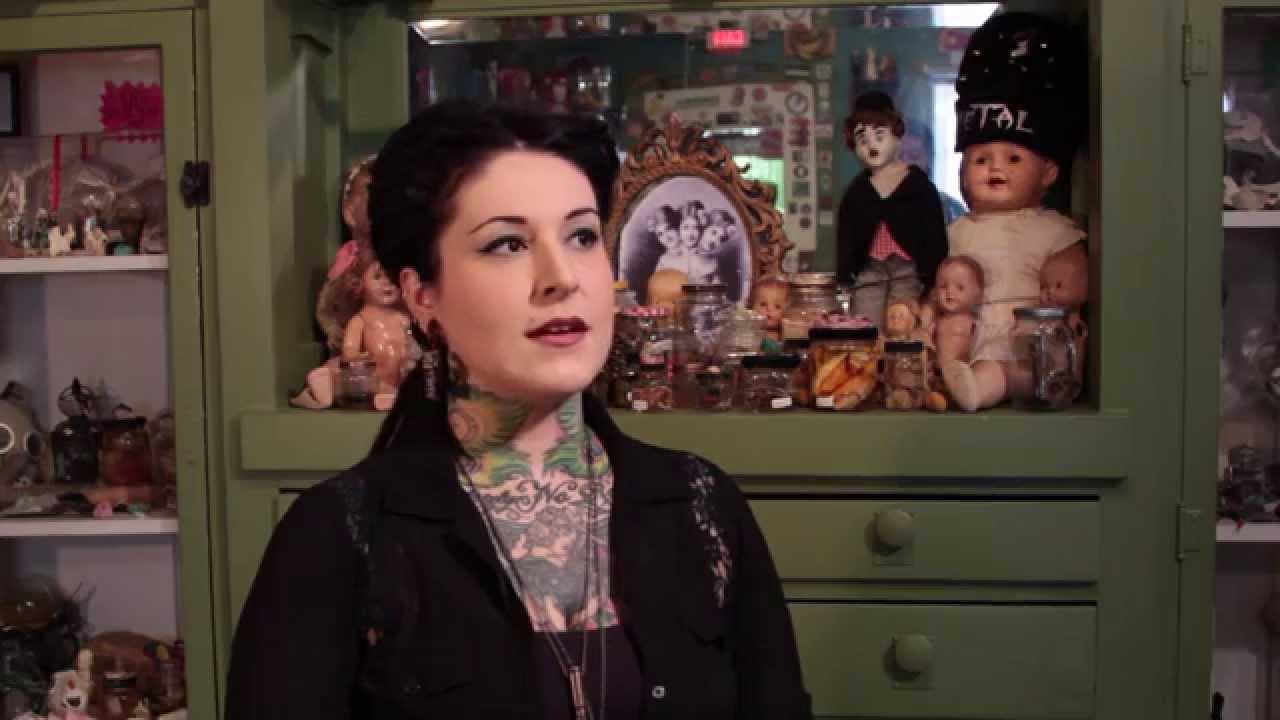 The Tattooed Lady - YouTube