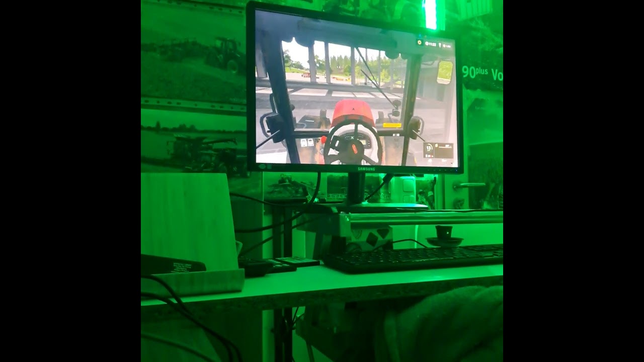 Ls 17 Maschinen zum Hof bringen. 