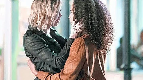 Freya & Keelin | Pieces
