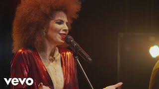 Vanessa Da Mata - Por Onde Ando Tenho Você / Love Will Tear Us Apart (Ao Vivo) chords