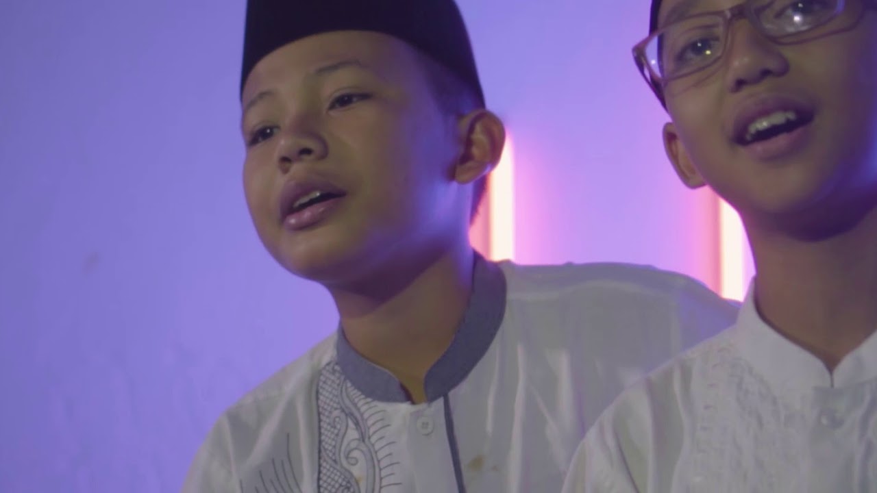 SANTRI INDONESIA - SENORITA VERSI SANTRI (DARULQIYAM FAMILY)