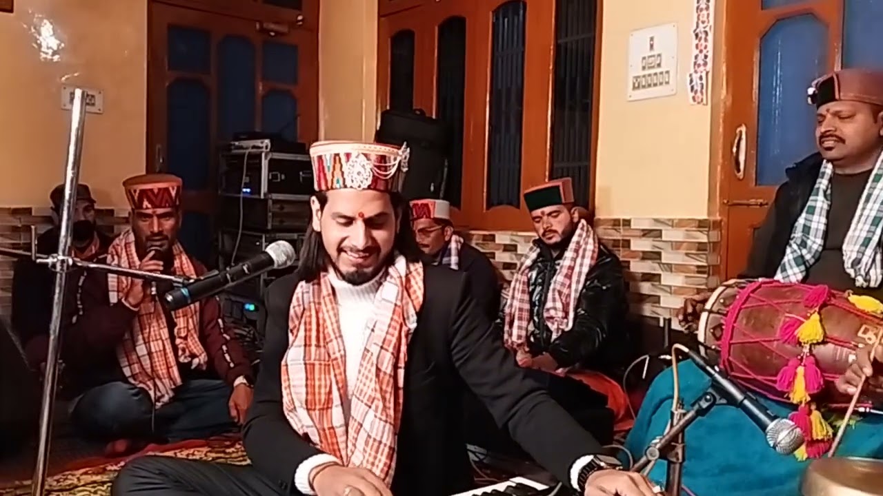 हिमाचली सिंगर अजय भरमौरी जी का मधुर गायन पार्ट 1