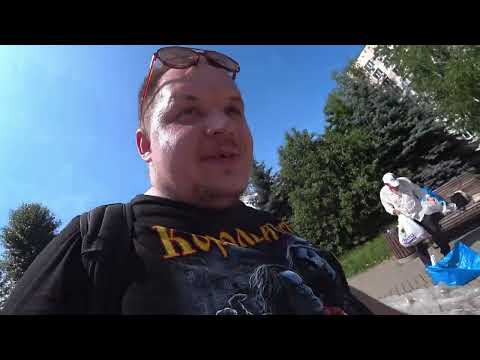 Барахолка в Казани, парк им. Карима Тинчурина. (◕‿◕)