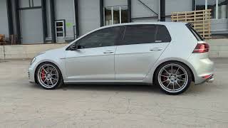 Motec Ultralight on Golf 7 GTI