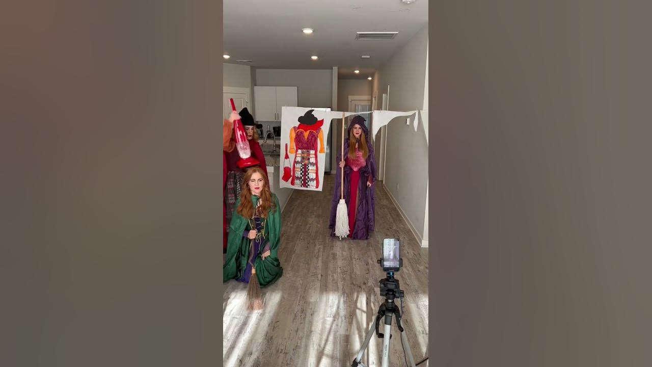 wait for it… 😱 HOCUS POCUS #shorts