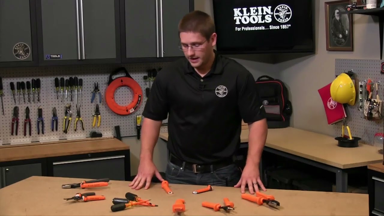 Klein Tools Screwdriver Set, 1000V Insulated Slotted and Phillips, 9-Piece