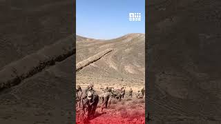 На границе с Таджикистаном сотни солдат тянут колючую проволоку