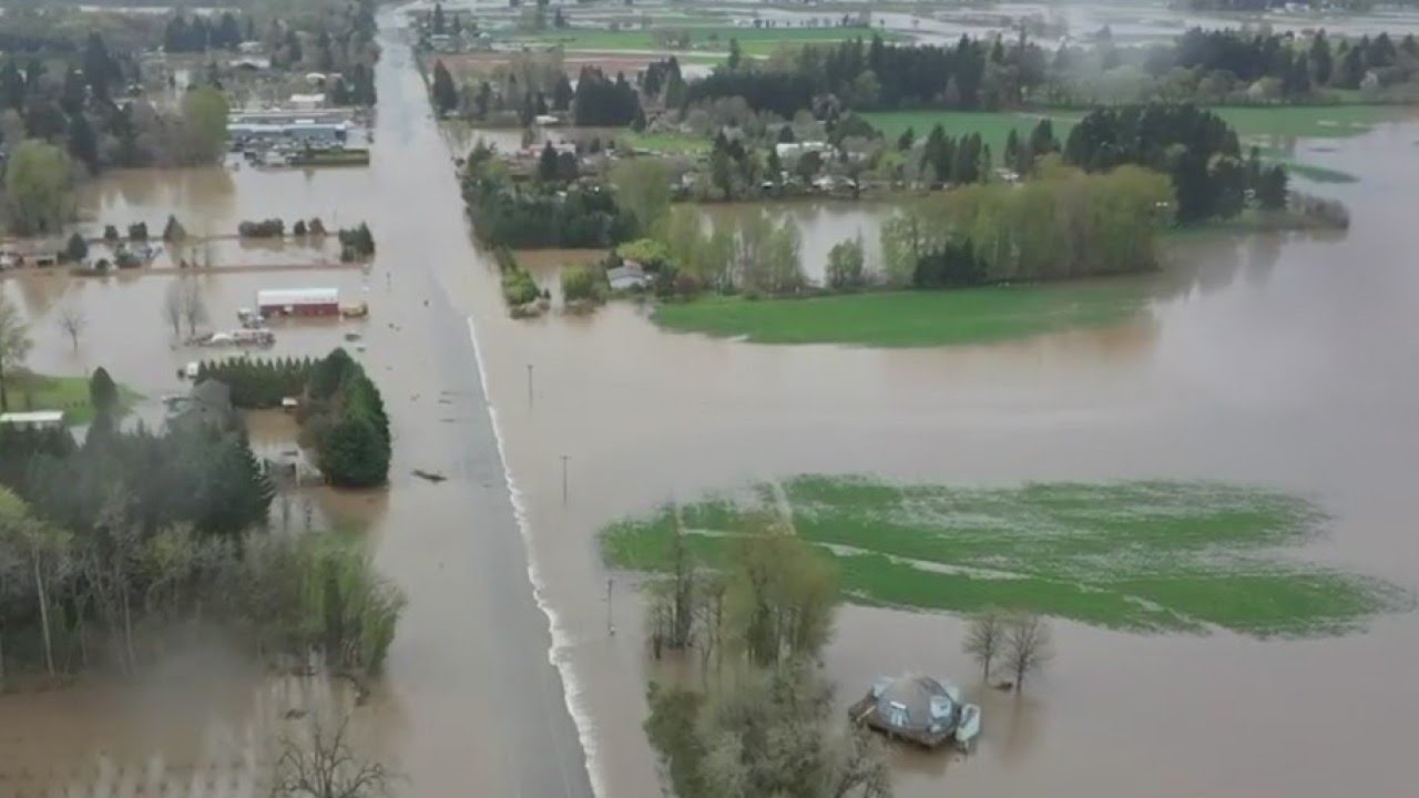 Emergency declared in Benton County due to flooding - YouTube