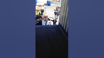 Paradise Towing Broke Trailer Fun