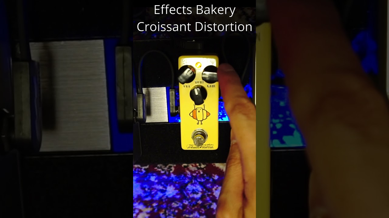 Effects Bakery Croissant Distortion - Short Loop Demo - YouTube