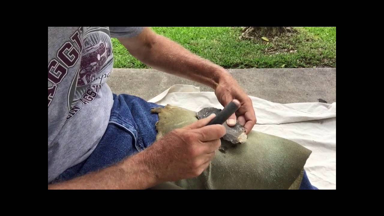 a direct percussion knapping strategy YouTube