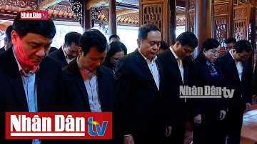 Chủ tịch Quốc hội dâng hương tưởng niệm nguyên Chủ tịch nước Lê Đức Anh, Đại tướng Nguyễn Chí Thanh