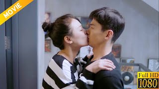 Femme jalouse, le policier déclare sa dominance, ensemble ils battent la manipulatrice !