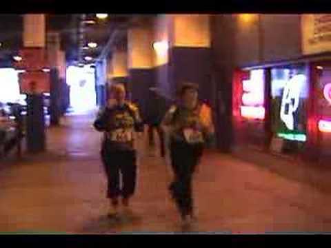 Video: Clued-in På Great Urban Race - Matador Network