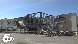 Crews battle early morning fire at Harps in Clarksville