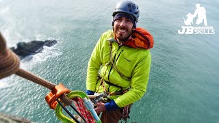 How to set up a retrievable abseil / rappel and some pro abseiling / rappelling tips!