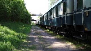 Tyhjävaunujuna MV10832 lähtee Salpausselältä Helsinkiin.
