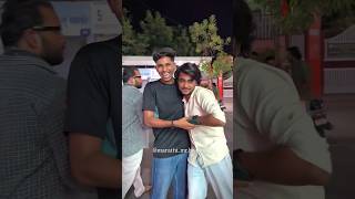 🤑 जितक्या Black T-Shirt वाल्या लोकांना हग करशील तितके 💸 ₹50 🤑 #streetchallenge #shorts #challenges