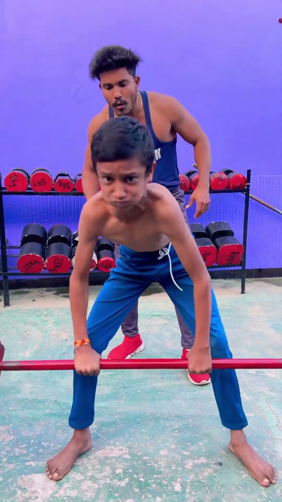aapako kya lagata hai isamen itana dam hai? ???? #shortvideo #funnyvideo #funny