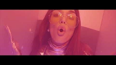 DIONA - VITRINA(OFFICIAL VIDEO) prod by Tray B