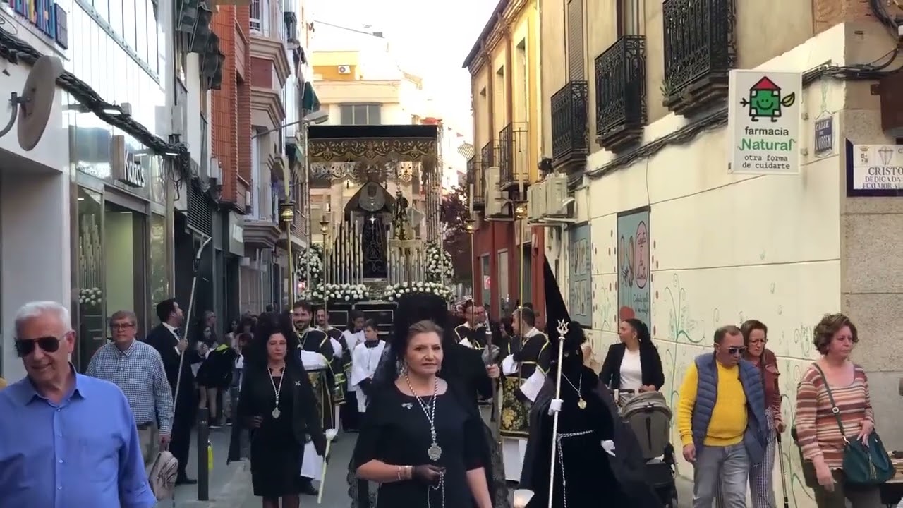 Procesión de la Soledad (Sábado Santo).