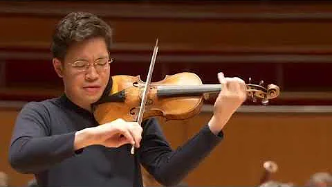 Paul Huang Plays Bruchs Violin Concerto