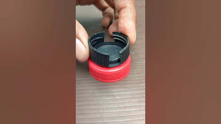 Clever hack and idea with bottle caps!