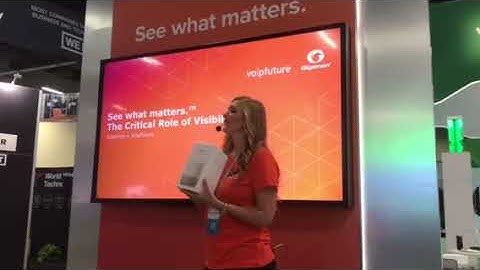 Crowd Gathering at Cisco Live!