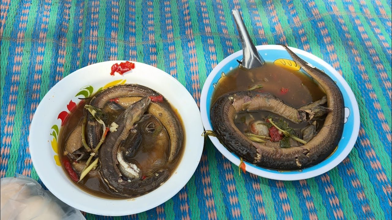 กับข้าวจากการทำงาน กินเสร็จลุยต่อจบงานทีมงานป๋าเจ๊าะ