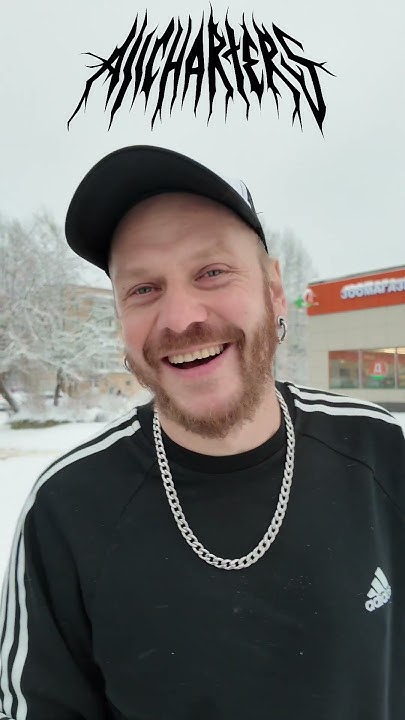 усик он шутит