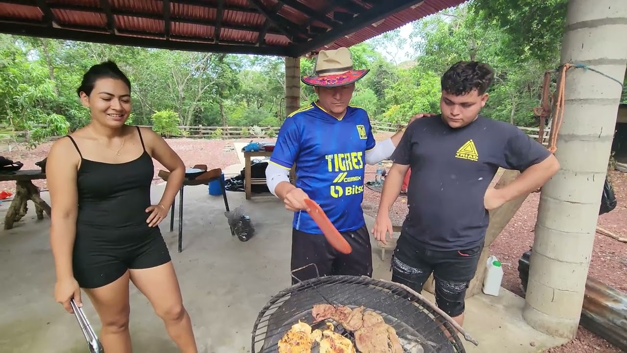 Entramos a Un Mundo Desconocido - Yoli nos invita a Comer Gratis