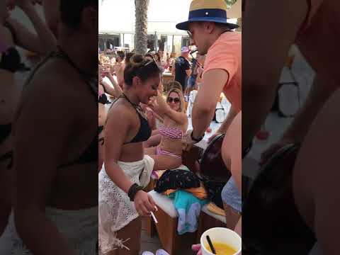 Nikki Beach Dubai Dance