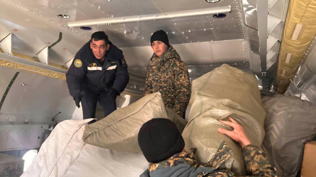 Почти тысячу тонн гуманитарной помощи собрали для пострадавших от паводков в Казахстане
