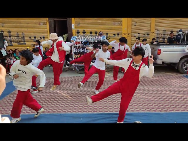 BOLLYWOOD MIX DANCE || THW DYNAMIC DANCE GROUP, BAGLUNG || DEUSI BHAILO class=