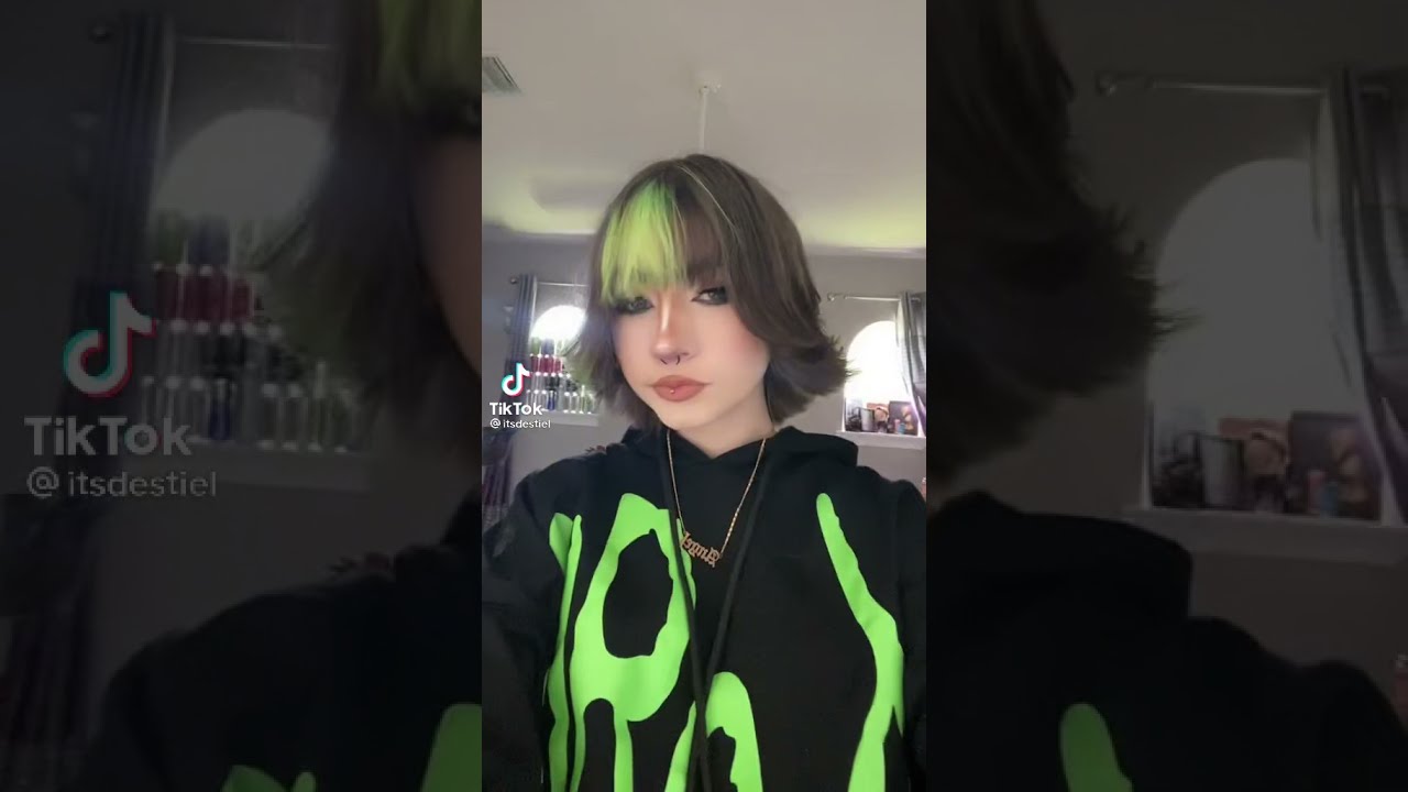 TikTok キス - YouTube