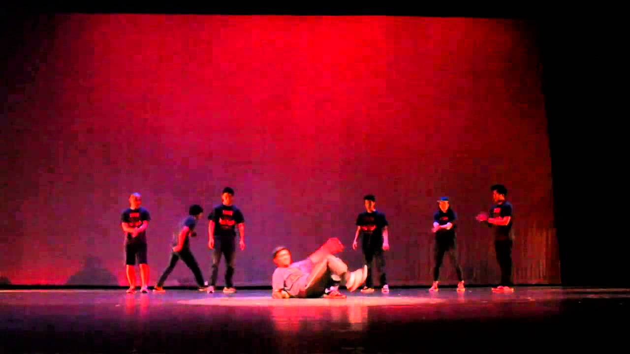 Titan Break Club - CSUF VSA 25th Annual Vietnamese Culture Night (Dubbed)