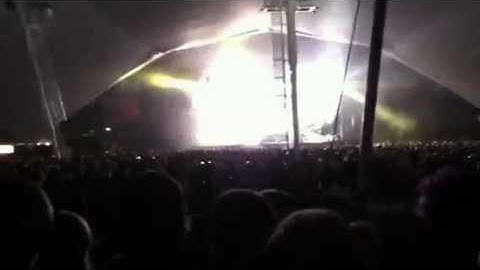 Blink 182 at Darien Lake 8/11/11