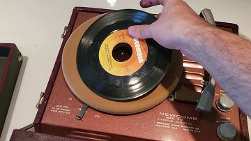 Newcomb Record Player 45