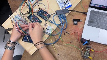 用Arduino偵側彎曲感測器並且記錄在SD卡當中：Teach and Replay：Gemini協作